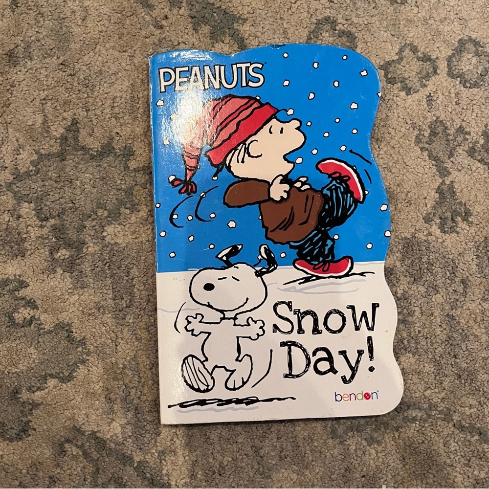 Peanuts Snow Day! Book by Bendon